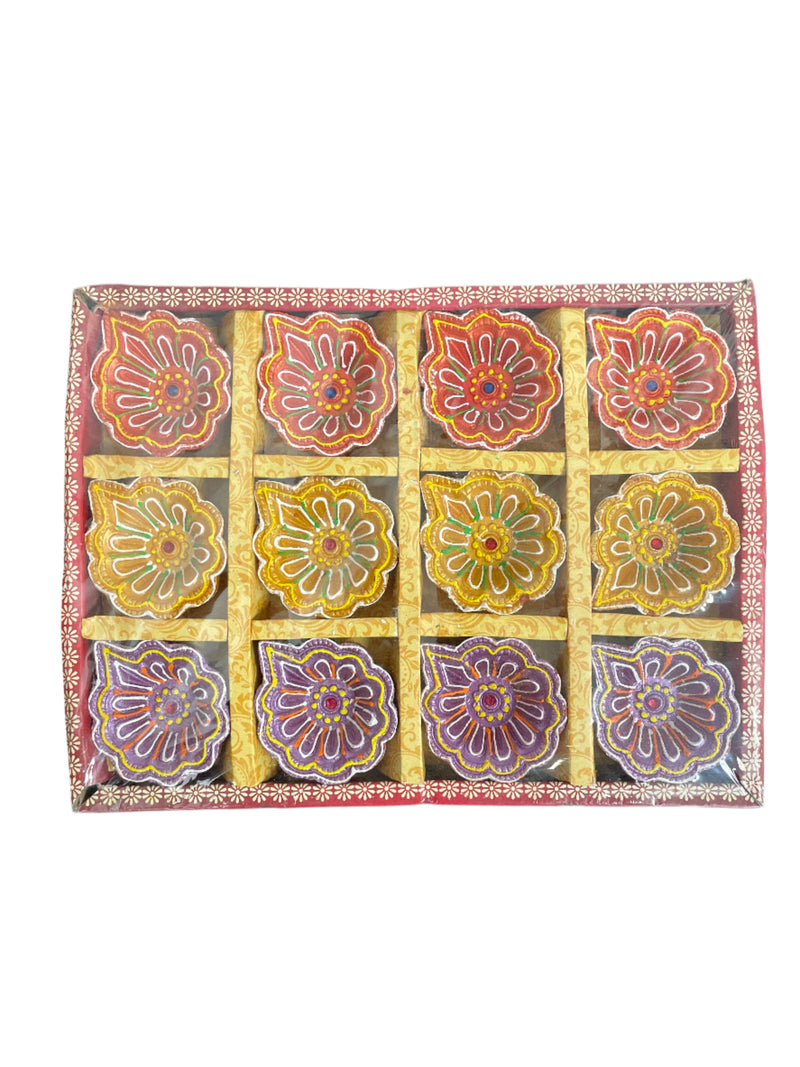 Clay Designer Diyas 12pk Design AE